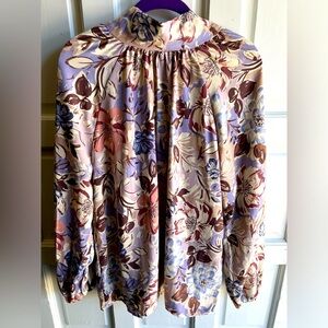 😊NEW😊Stunning women’s purple and brown long sleeve dress shirt. Great for fall